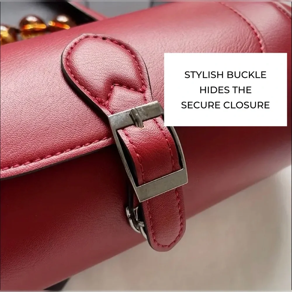 Vintage Vegan Leather Wristlet with Two Straps 👛 - Picture 6 of 7